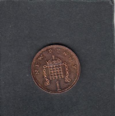 Beschrijving: 1 Penny ELIZABETH II